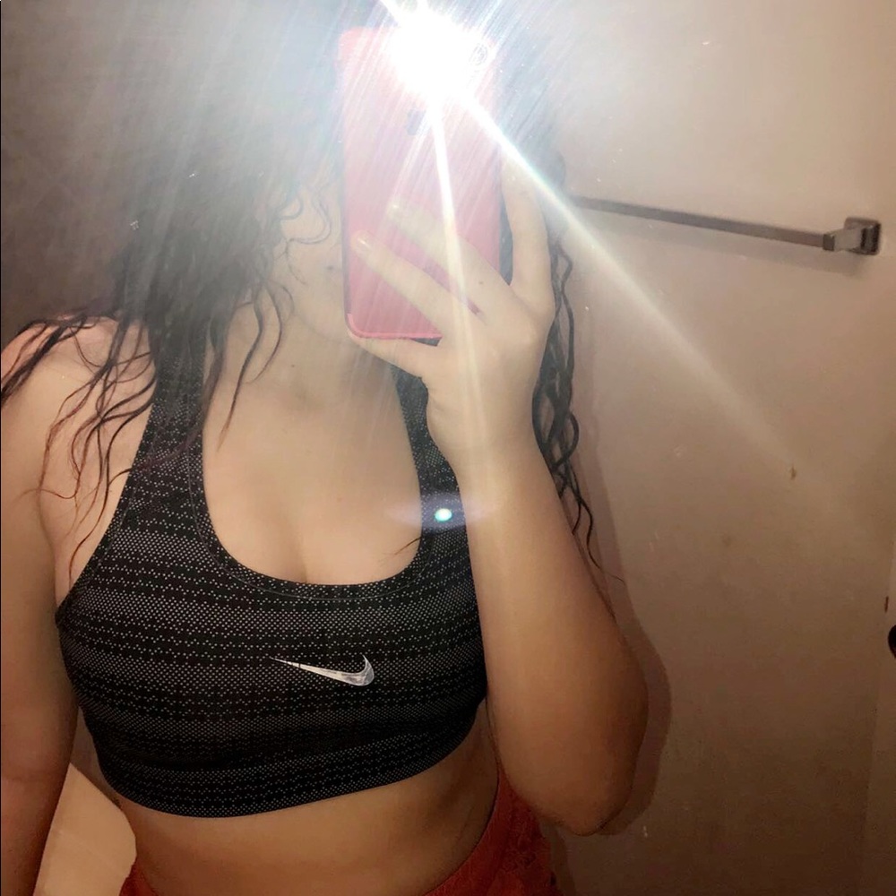 Nike sports bra 💪🏼